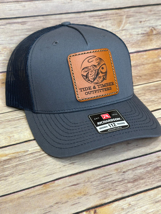 Ombré/Navy fish & hook trucker hat